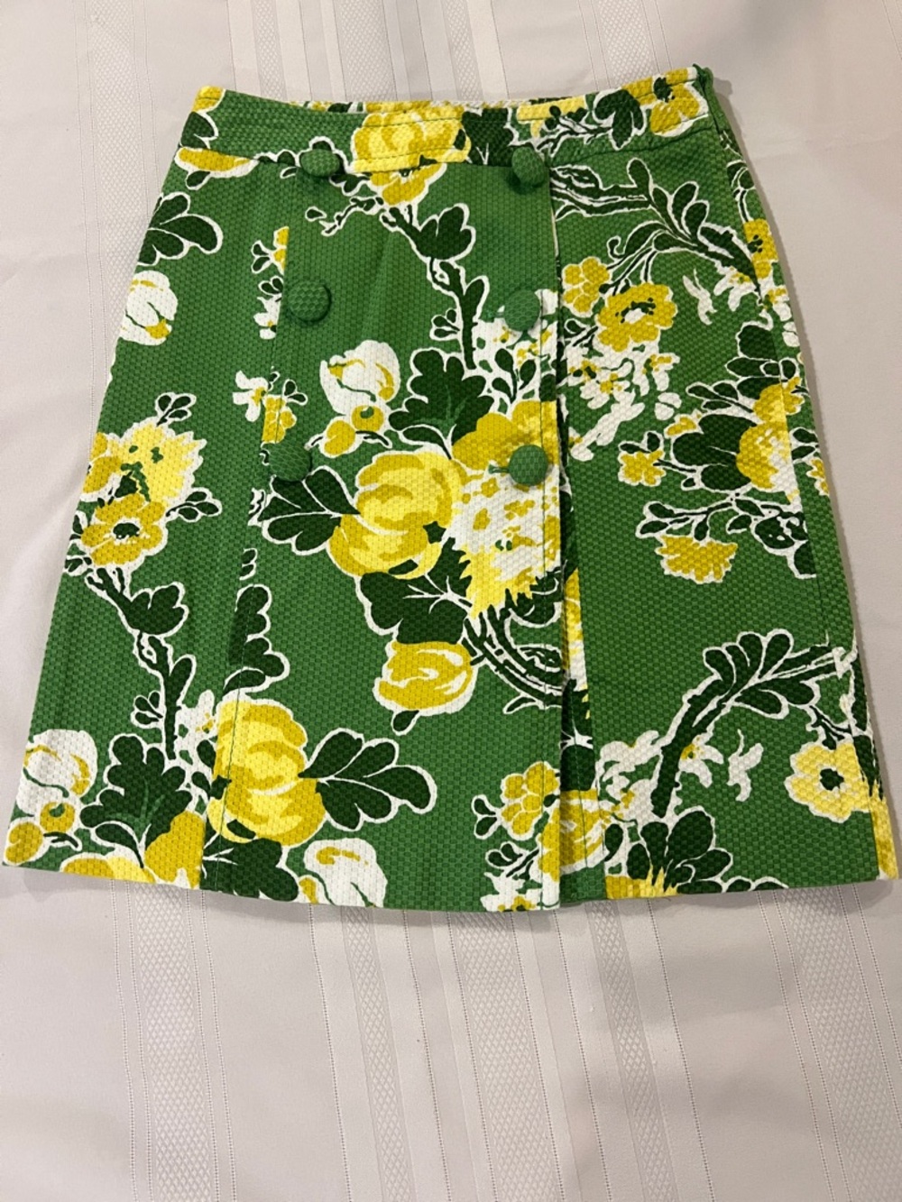 Talbots Green Floral Mini Skirt with Yellow and White Blooms (0089)